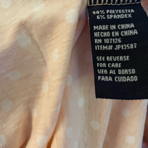 Elegant Peach Polka Dot Blouse - Picture 3 of 4